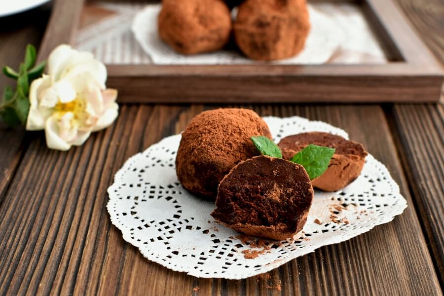 Mint Truffles Recipe-How To Make Mint Truffles-Delicious Mint Truffles