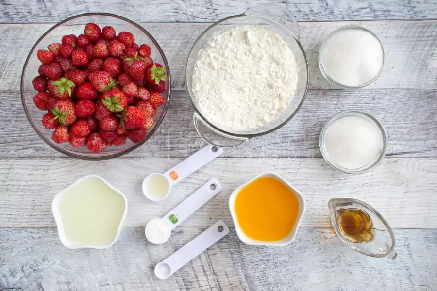 Ingredients for Old Fashioned Strawberry Shortcake