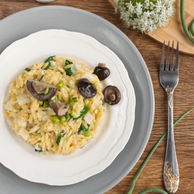 Orzo With Shiitake And Garlic Scapes recipe-How To Make Orzo With Shiitake And Garlic Scapes-Orzo With Shiitake And Garlic Scapes
