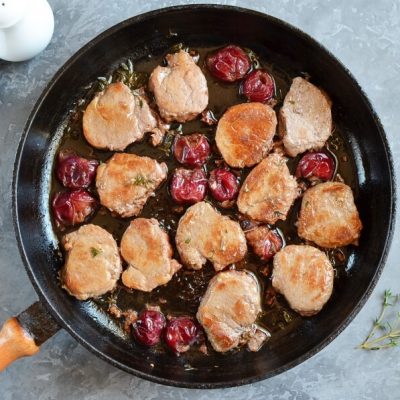 Pork Medallions with Red Wine-Cherry Sauce recipe - step 4