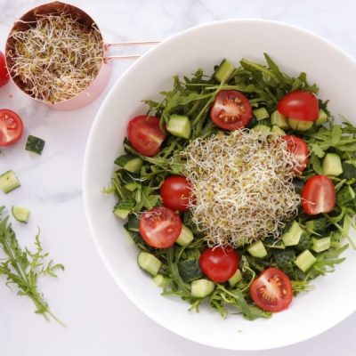 Healthy Vegan Quick Rocket Salad recipe - step 2