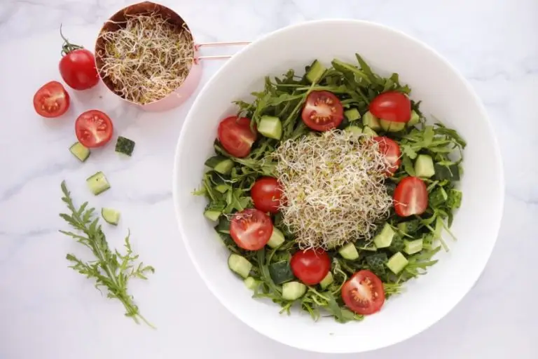 Step 2 - Healthy Vegan Quick Rocket Salad