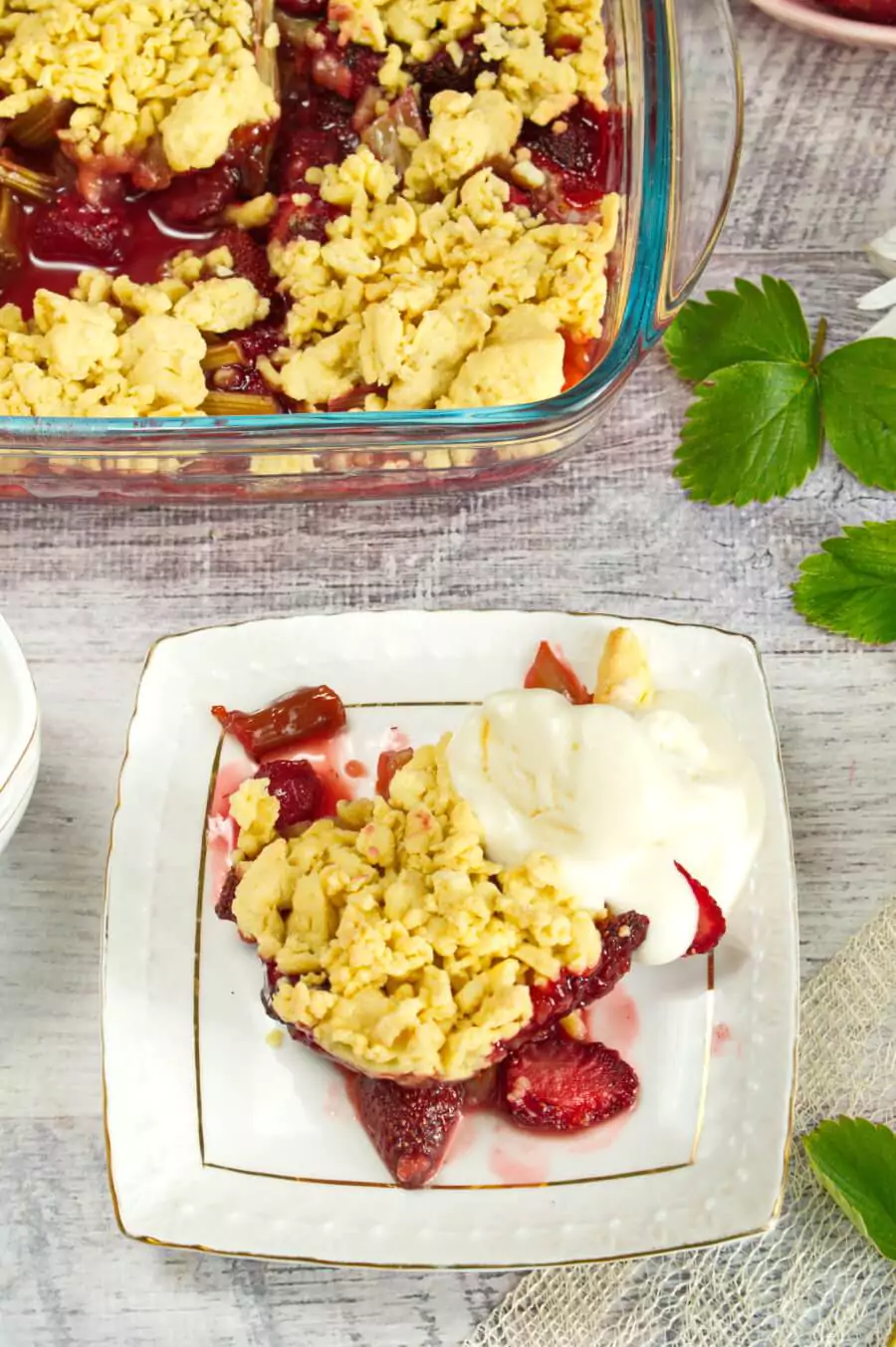 Rhubarb Strawberry Cobbler