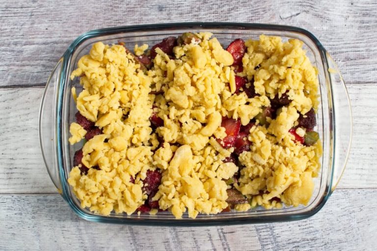 Step 5 - Rhubarb Strawberry Cobbler