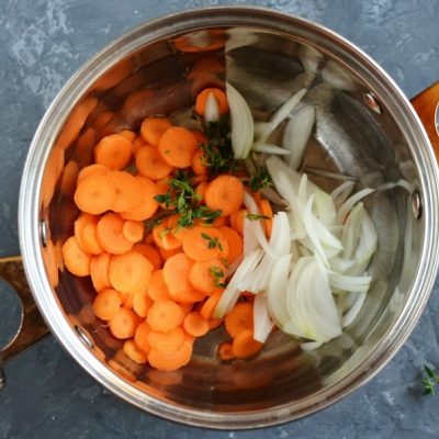 Roast Chicken Soup recipe - step 1