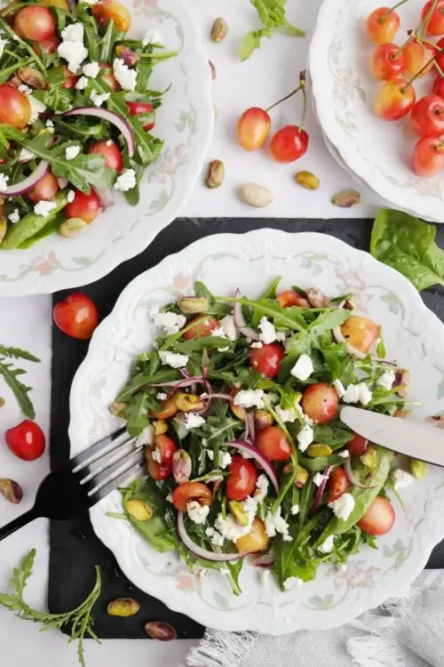 Salad with Cherries, Goat Cheese and Pistachios