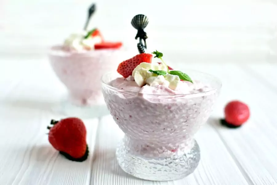 Fresh Strawberry Mousse