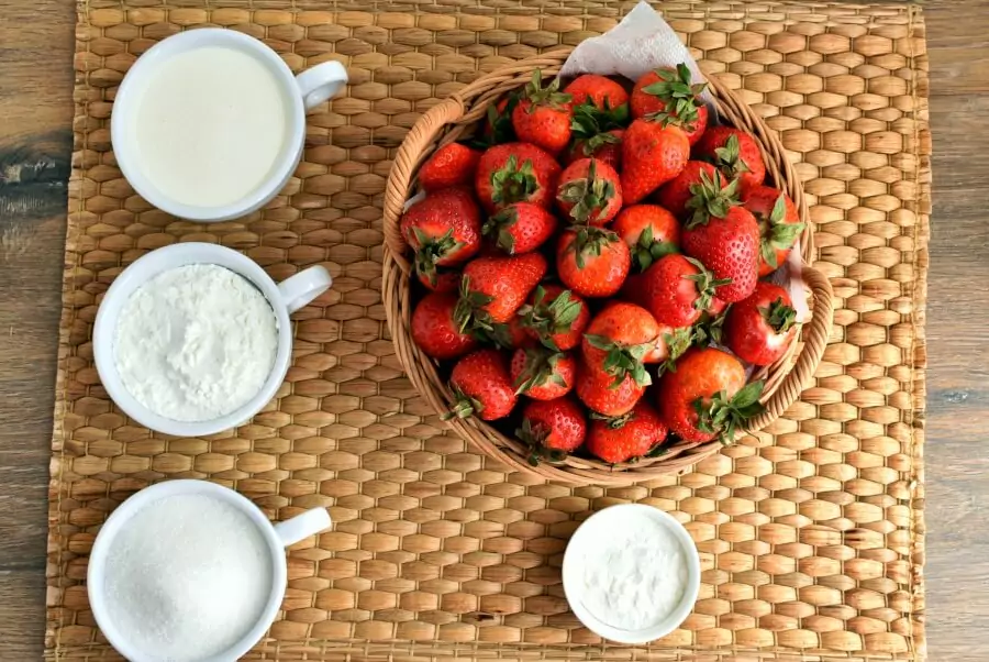 Ingredients for Sky-High Strawberry Pie