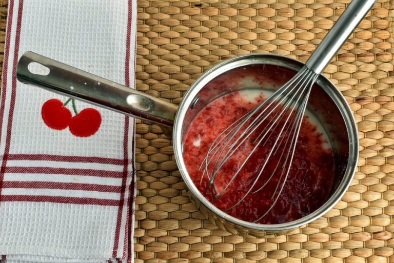 Step 2 - Sky-High Strawberry Pie