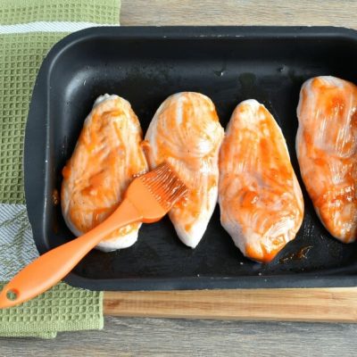 Spicy Apricot Glazed Chicken recipe - step 4