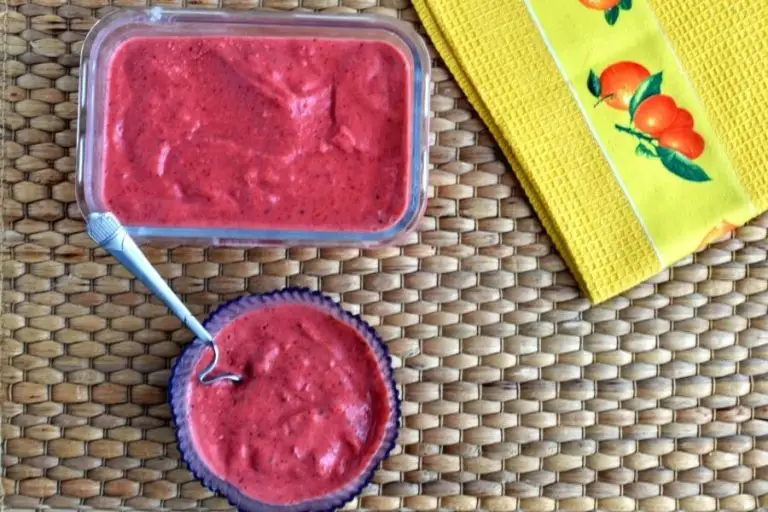 Step 4 - Strawberry Basil Frozen Yoghurt