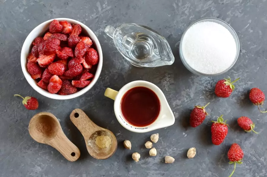 Ingredients for Strawberry Cordial Jam