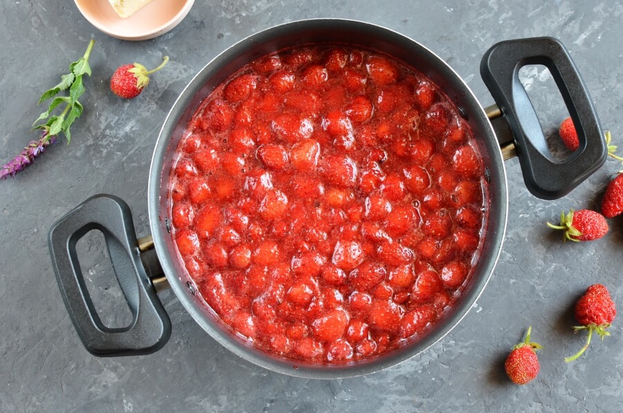 Strawberry Jam recipe - step 5