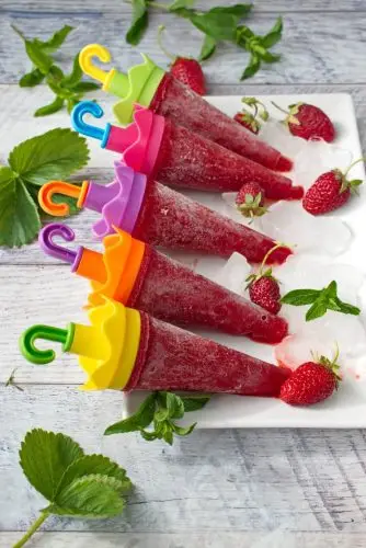 Strawberry Mojito Wine Popsicles