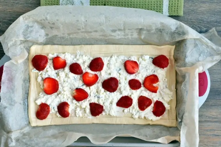 Step 4 - Strawberry Feta and Thyme Tart