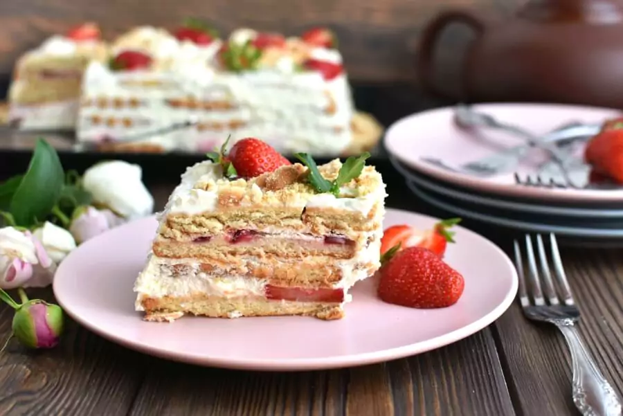 Strawberry Shortcake Slice