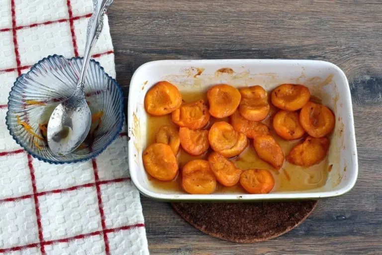 Step 11 - Yoghurt Cheesecake with Honey Roasted Apricots