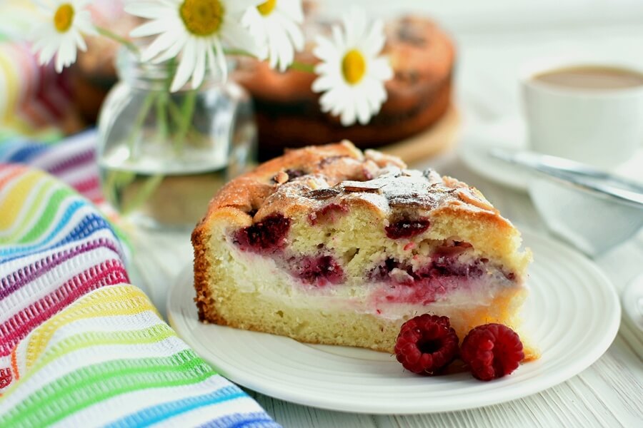 Almond Raspberry Coffee Cake
