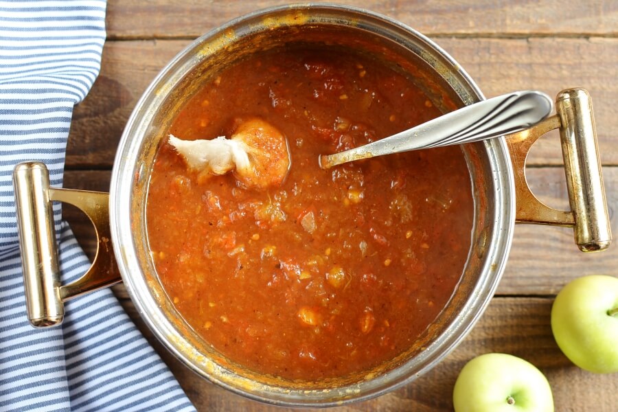 Apple and Tomato Chutney recipe - step 4