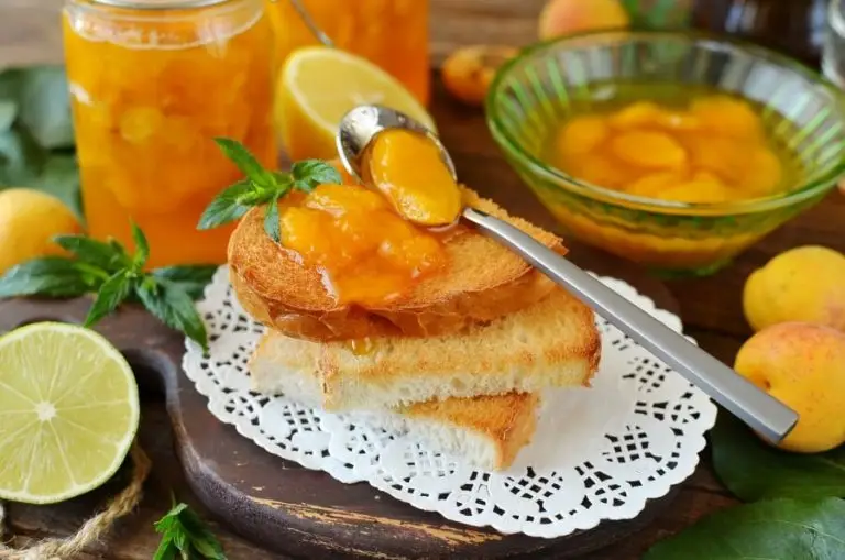 Step 8 - Apricot Amaretto Jam
