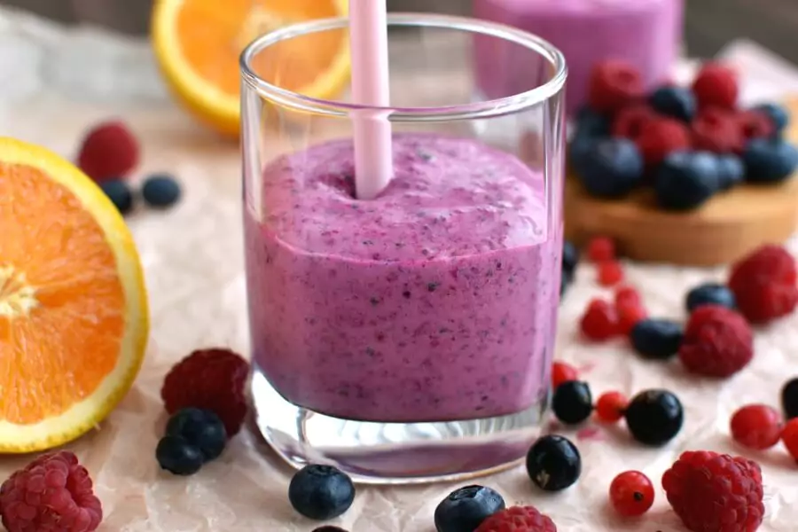Berry and Beet Green Smoothie