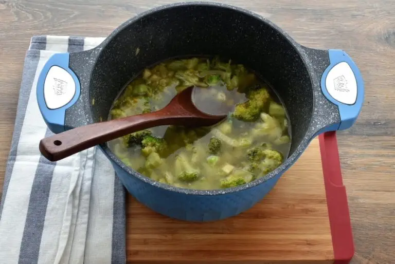 Step 2 - Broccoli Detox Soup
