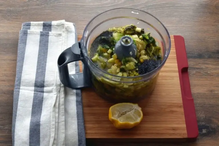 Step 4 - Broccoli Detox Soup