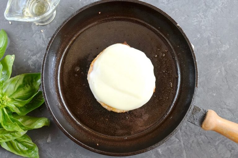 Step 5 - Chicken Parmesan Burgers