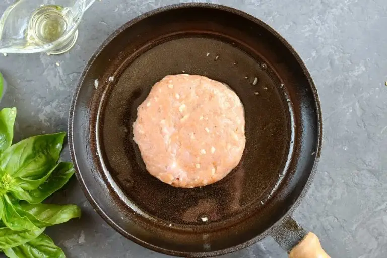 Chicken Parmesan Burgers recipe - step 4