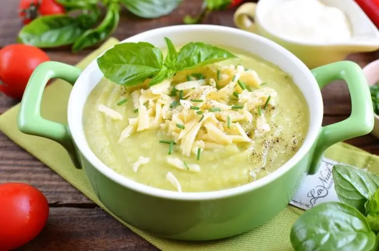 Step 6 - Courgette, Potato and Cheddar Soup