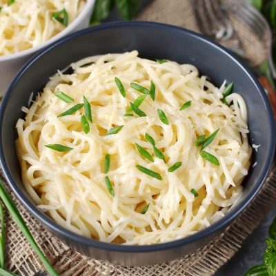 Creamy Three-Cheese Spaghetti Recipe-Homemade Creamy Three-Cheese Spaghetti-Delicious Creamy Three-Cheese Spaghetti
