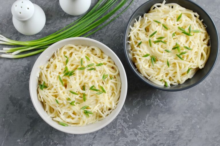 Step 6 - Creamy Three-Cheese Spaghetti