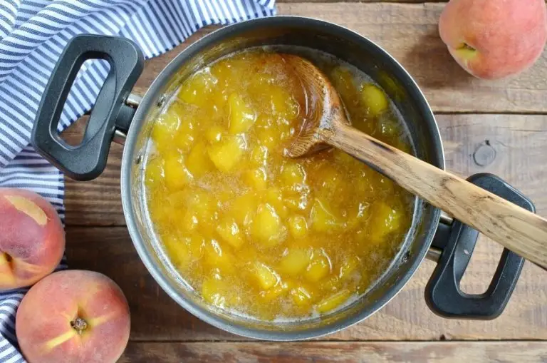 Easy Homemade Peach Jam (No Pectin) recipe - step 2
