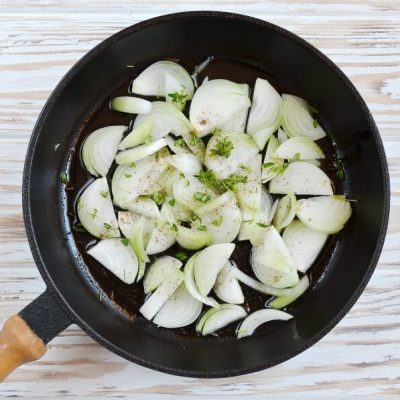 French Onion Chicken recipe - step 1