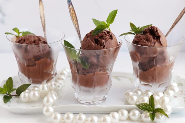 Step 12 - Fresh Mint Dark Chocolate Ice Cream