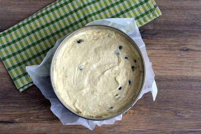 Step 4 - Gooseberry Coconut Cake