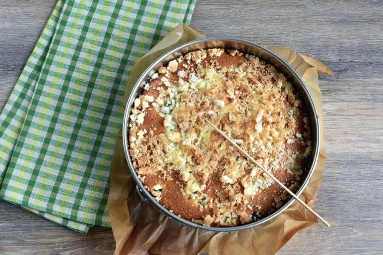 Step 8 - Gooseberry Coconut Cake