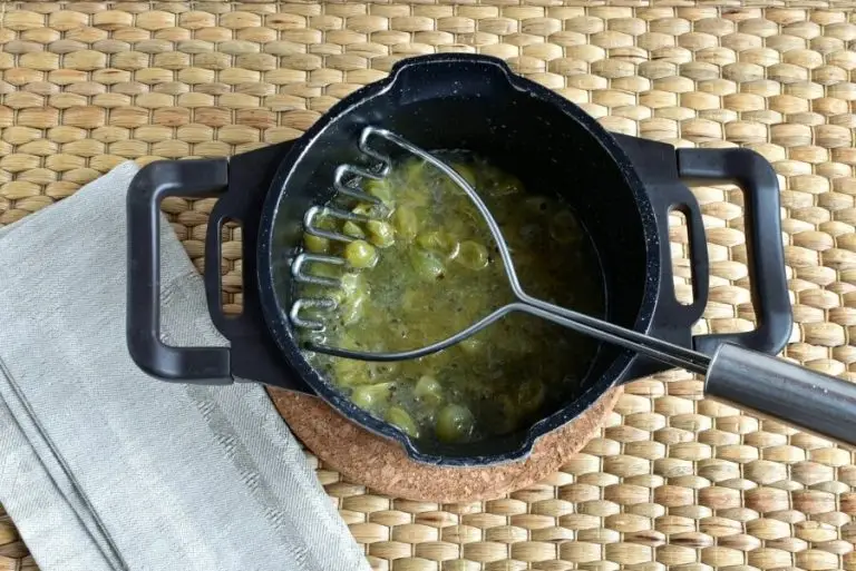 Step 2 - Gooseberry Fool