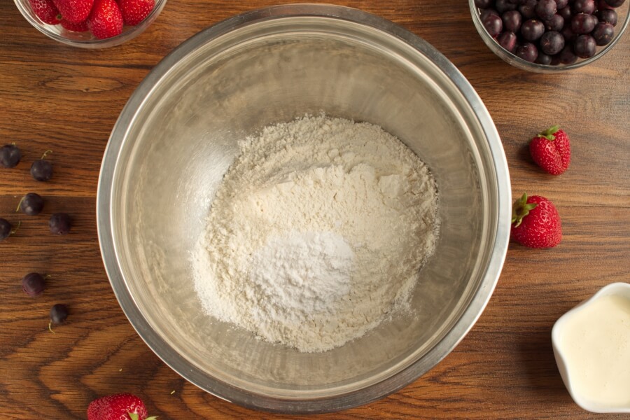 Gooseberry and Strawberry Galette recipe - step 1