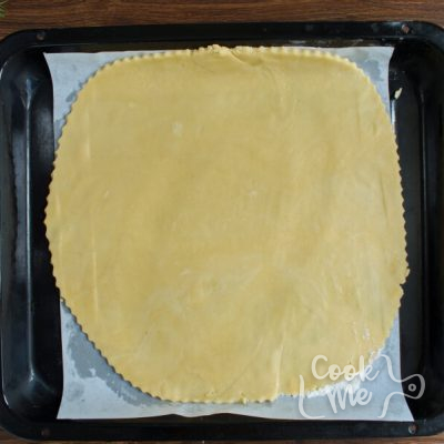 Gooseberry and Strawberry Galette recipe - step 7