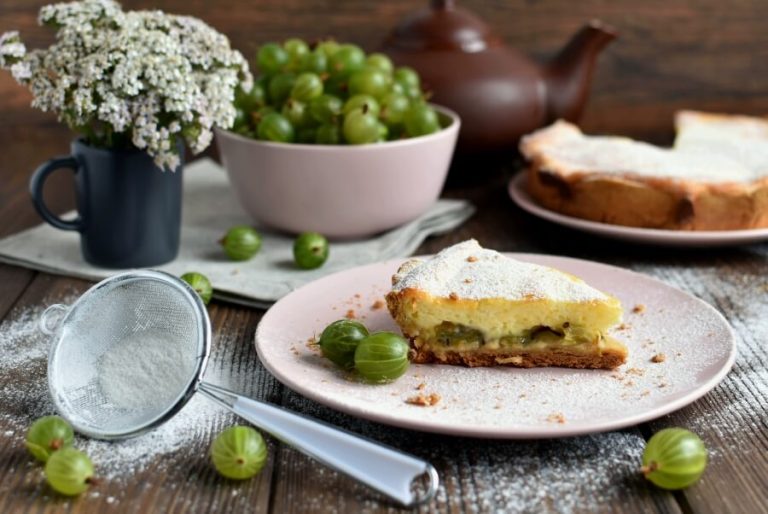 Step 11 - Gooseberry Tart
