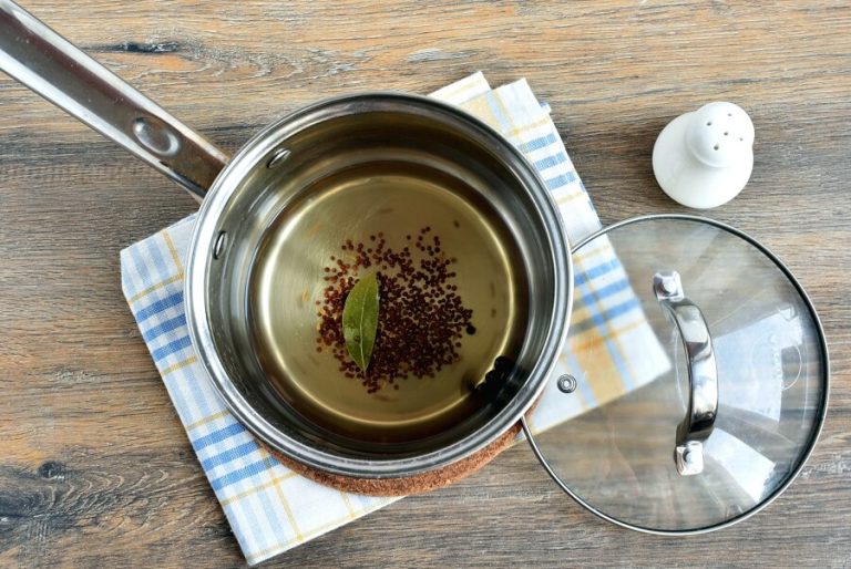 Grilled Mackerel with Pickled Gooseberry Ketchup Recipe Cook.me Recipes