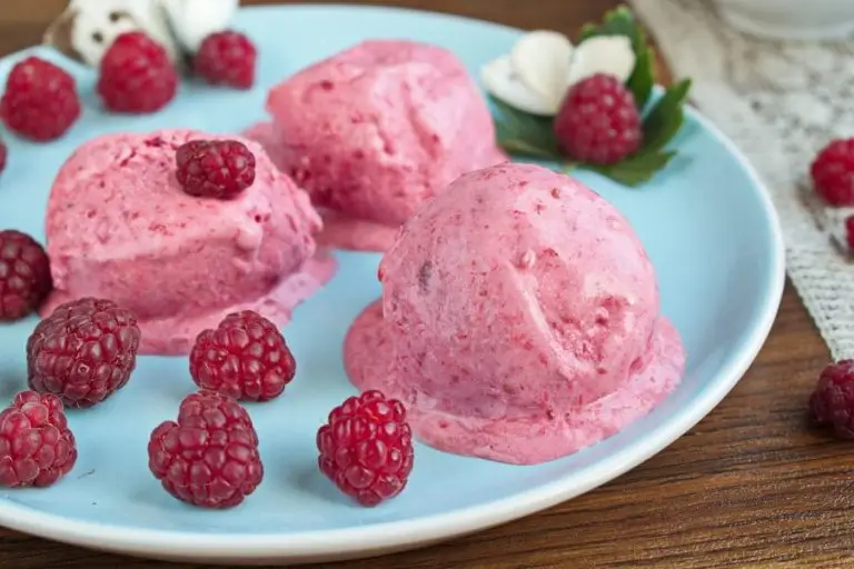 Step 6 - Healthy Raspberry Frozen Yogurt