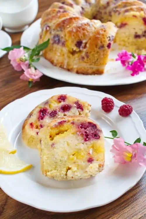 Lemon and Raspberry Coffee Cake