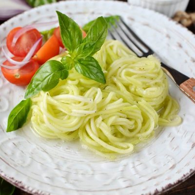 Low-Carb Zucchini Pasta Recipe-Delicious Low-Carb Zucchini Pasta-Homemade Low-Carb Zucchini Pasta