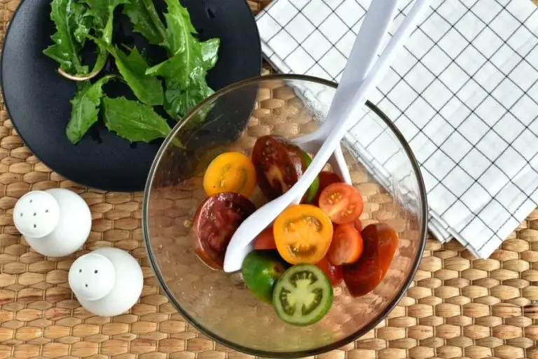 Step 6 - Keto Meatball and Tomato Salad