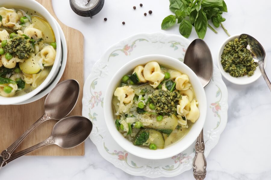 How to serve Minestrone Verde
