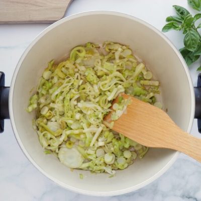 Minestrone Verde recipe - step 2