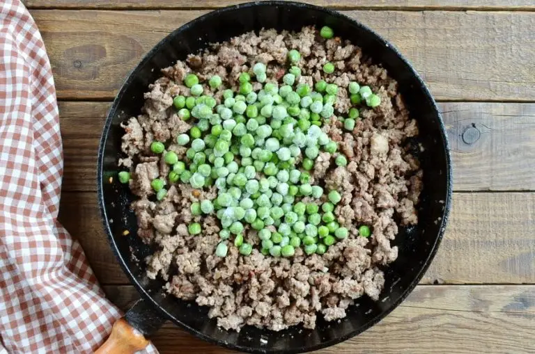 Step 4 - Pasta with Peas and Sausage