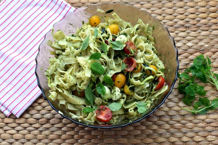 Step 7 - Pasta with Tomatoes Zucchini and Pesto